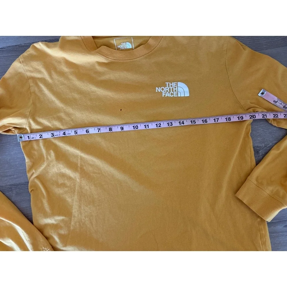 The North Face Mens M Long Sleeve Graphic T-Shirt Gorpcore Outdoor Trails HIking